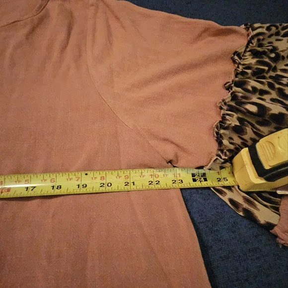 UMGEE BURNT ORANGE, LEOPARD ACCENTS, 3/4 SLEEVE TOP. SIZE MEDIUM - Picture 6 of 6